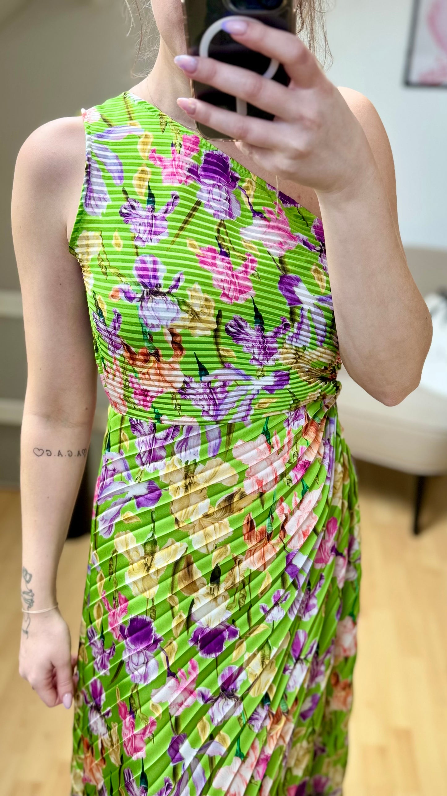 Robe Priscilia